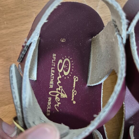 Salt Water Surfer Eggplant Purple Sandal Leather Insoles Double Strap Adjustable - Picture 3 of 4